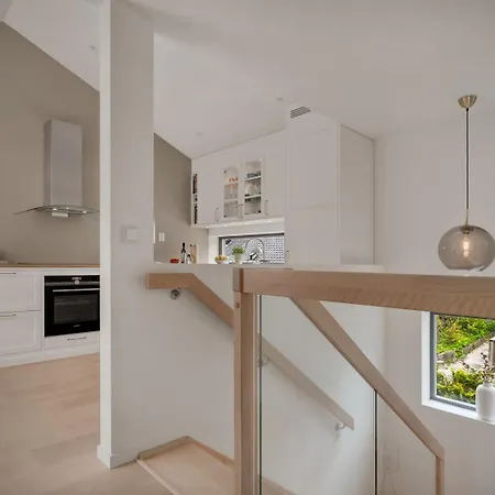Moderne Hus - Sentralt, Rolig Med Gratis Parkering Apartment *