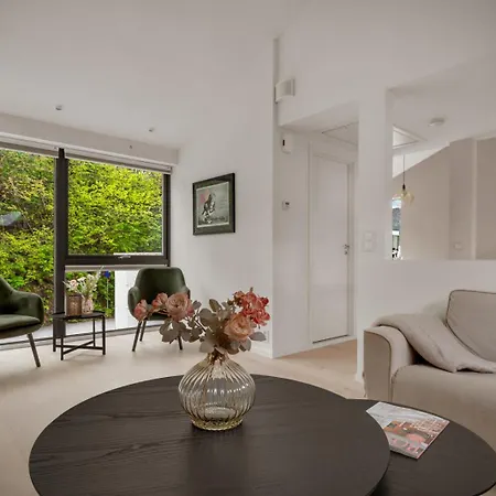 Apartamento Moderne Hus - Sentralt, Rolig Med Gratis Parkering Bergen