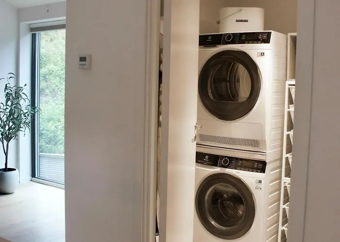 Moderne Hus - Sentralt, Rolig Med Gratis Parkering * Bergen