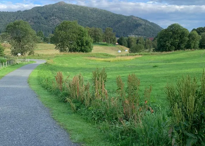 Moderne Hus - Sentralt, Rolig Med Gratis Parkering Lägenhet Bergen